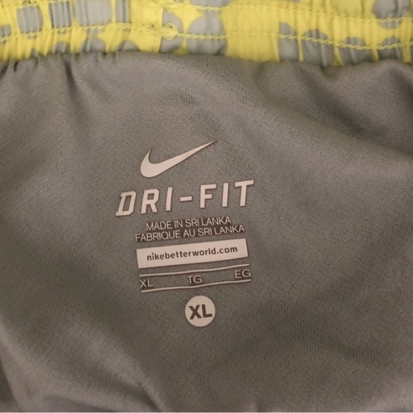 [NIKE] DRY / DRI FIT TEMPO RUNNING SHORTS - Picture 5 of 5